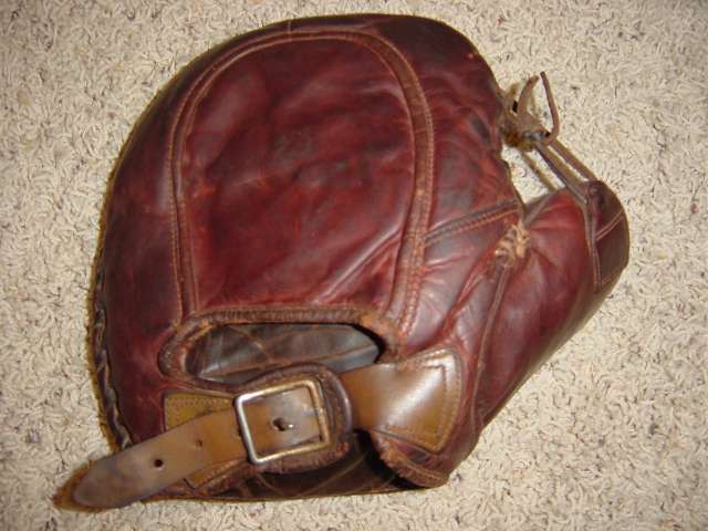 XAC Mitt Back